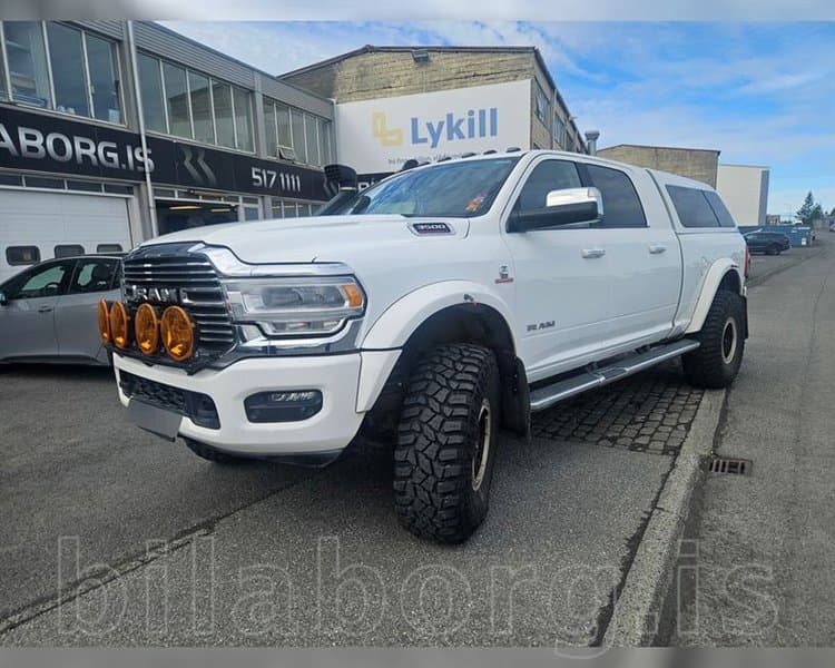 2022 Dodge Ram 3500 Laramie Megacab AEV