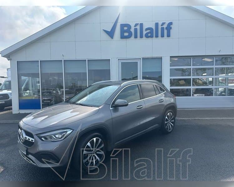 2022 Mercedes-Benz GLA 250 E