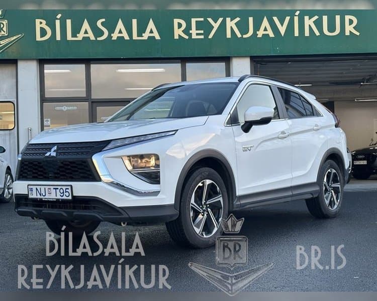 2022 Mitsubishi Eclipse Cross Plug-in Hybrid