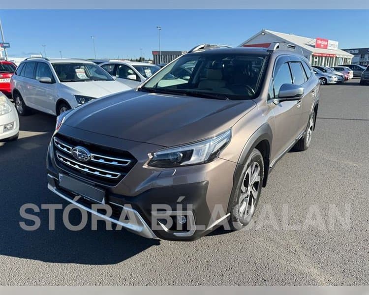 2022 Subaru Outback LUX