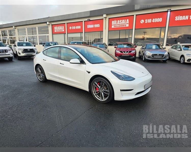 2022 Tesla Model 3 Performance AWD