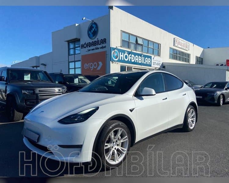 2022 Tesla Model Y LR AWD