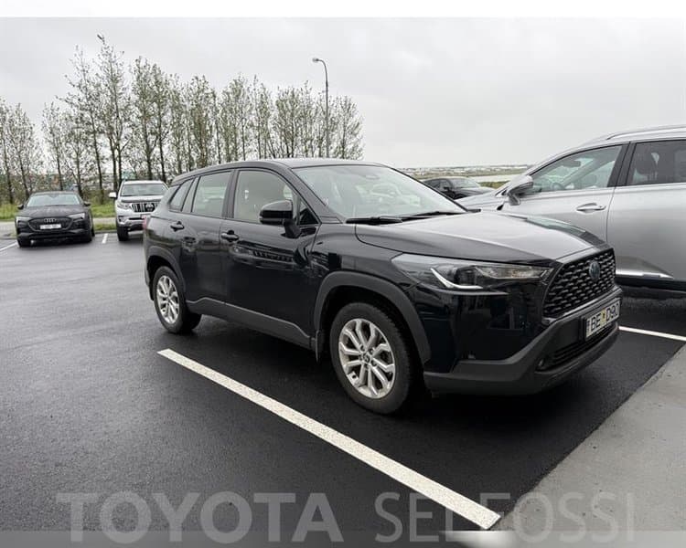 2022 Toyota Corolla Cross Active AWD-i