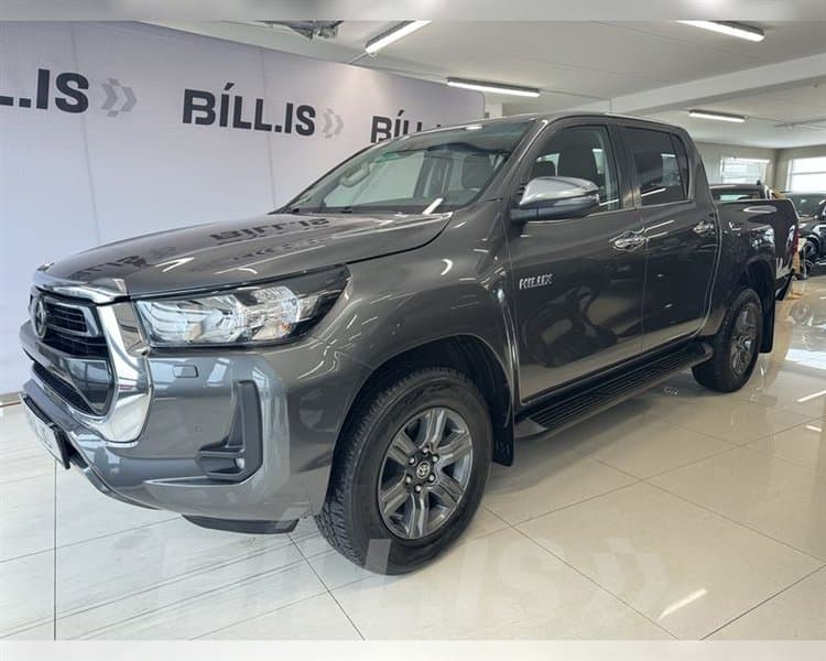 2022 Toyota Hilux AWD