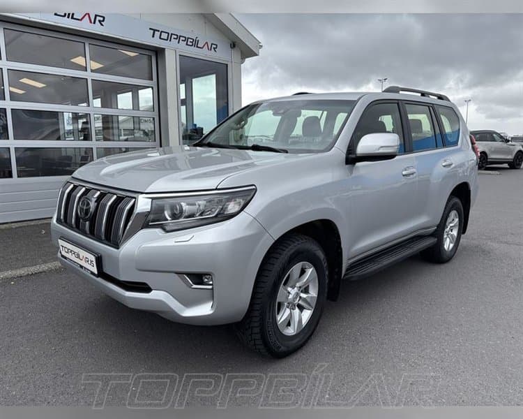 2022 Toyota Land Cruiser 150 GX