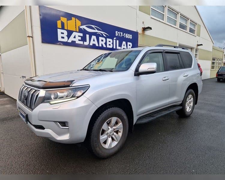 2022 Toyota Land Cruiser 150 GX