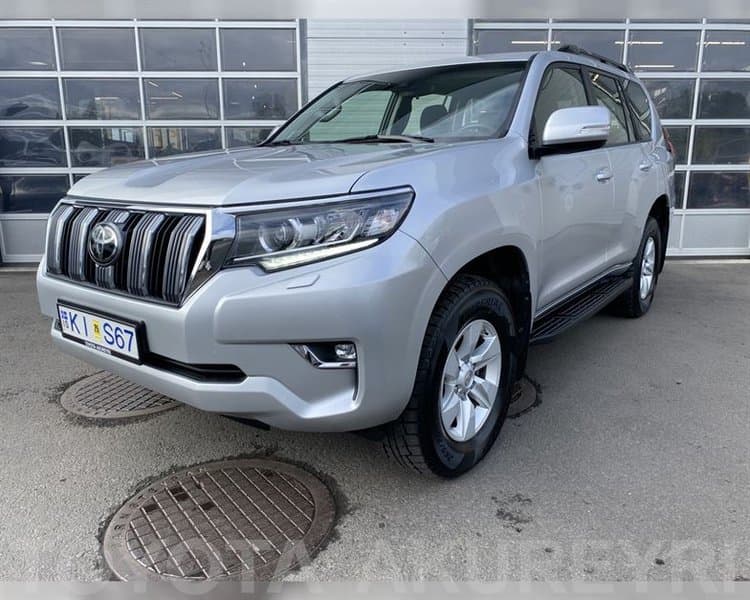 2022 Toyota Land Cruiser 150 GX