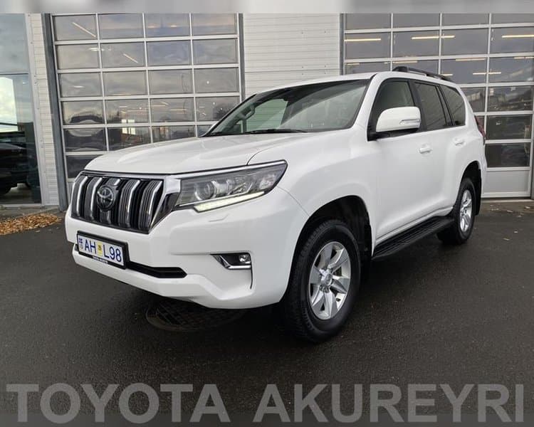 2022 Toyota Land Cruiser 150 GX