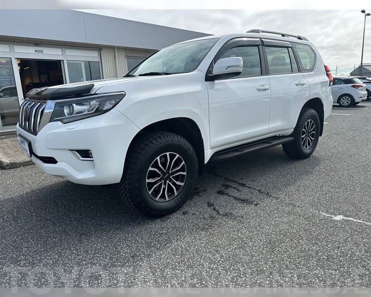 2022 Toyota Land Cruiser 150 GX