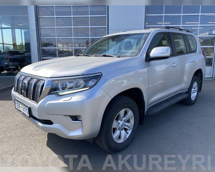 2022 Toyota Land Cruiser 150 GX Ledur