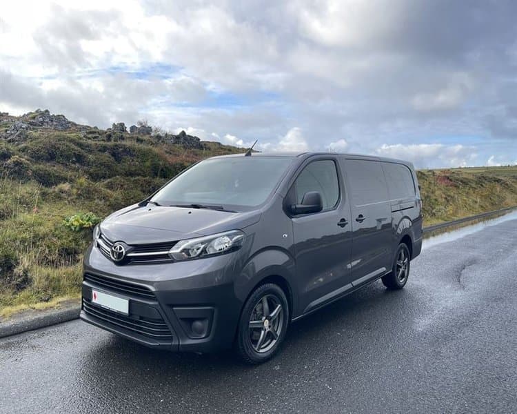 2022 Toyota Proace Langur LX