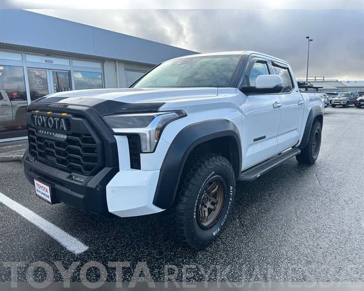 2022 Toyota Tundra SR5