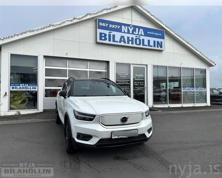 2022 Volvo XC40 Recharge PRO