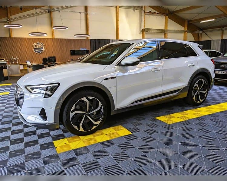 2023 Audi e-tron 55 Sline