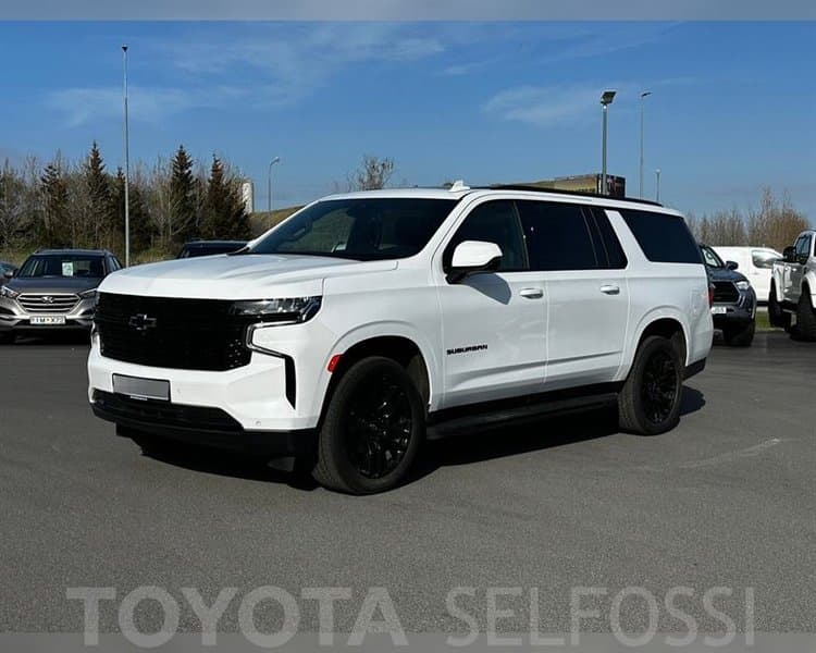 2023 Chevrolet Suburban RST