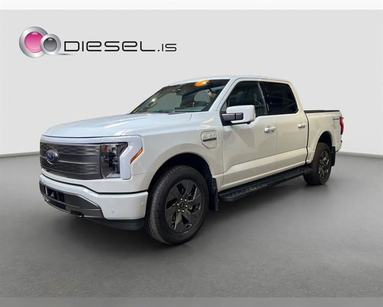 2023 Ford F-150 Lightning Lariat EXT