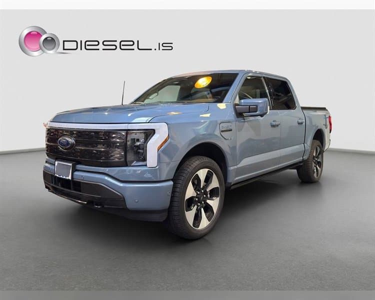 2023 Ford F-150 Lightning Platinum EXT