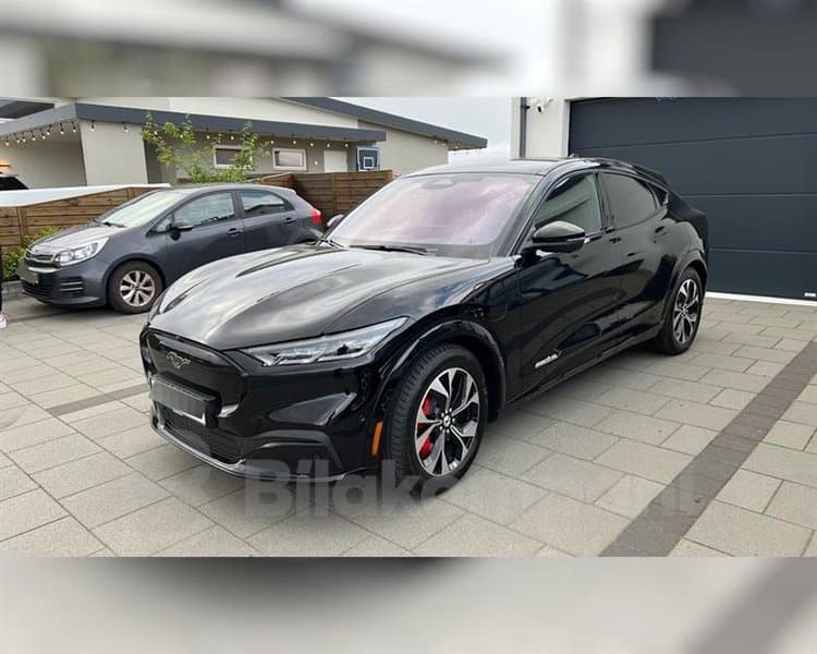 2023 Ford Mustang Mach-E LR