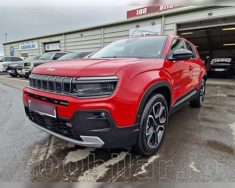 2023 Jeep Avenger Summit