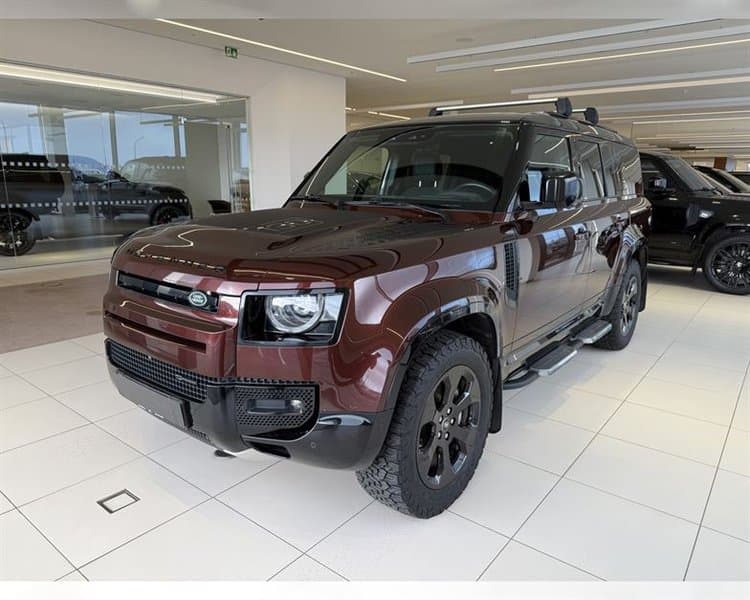 2023 Land Rover Defender 130 SE X-Dynamic