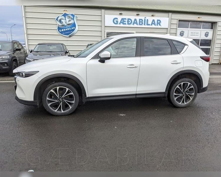 2023 Mazda CX-5 Advantage