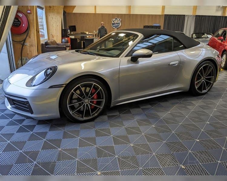 2023 Porsche 911 Carrera 4S
