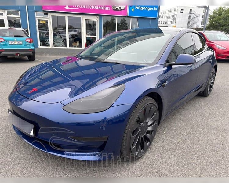 2023 Tesla Model 3 Performance