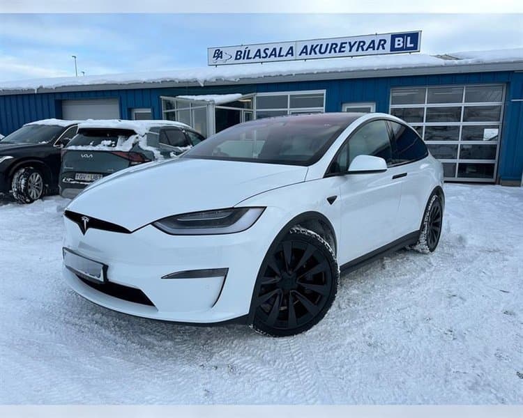 2023 Tesla Model X Plaid