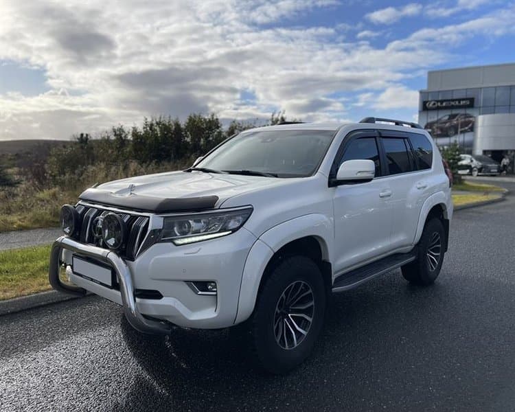 2023 Toyota Land Cruiser 150 VX JBL