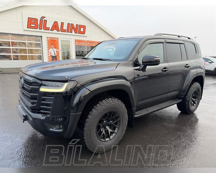 2023 Toyota Land Cruiser 300