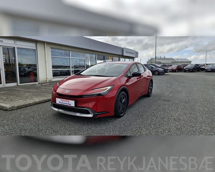 2023 Toyota Prius Active Plug-in