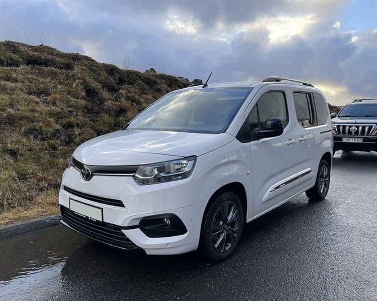 2023 Toyota Proace City Verso Stuttur Family Plus