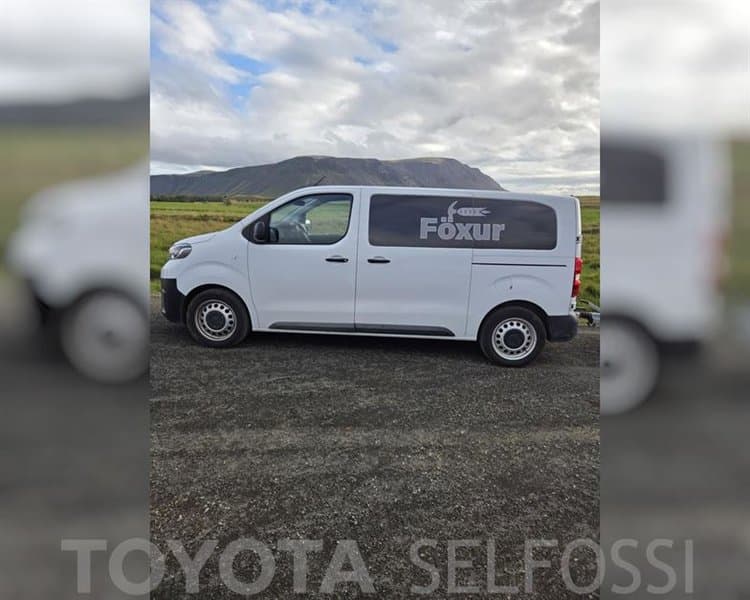 2023 Toyota Proace LX Millilangur
