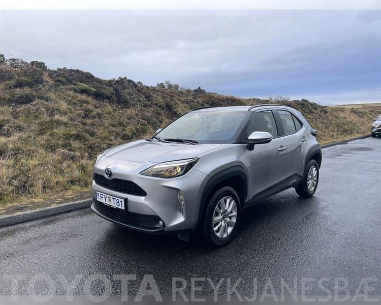 2023 Toyota Yaris Cross Active Hybrid AWD
