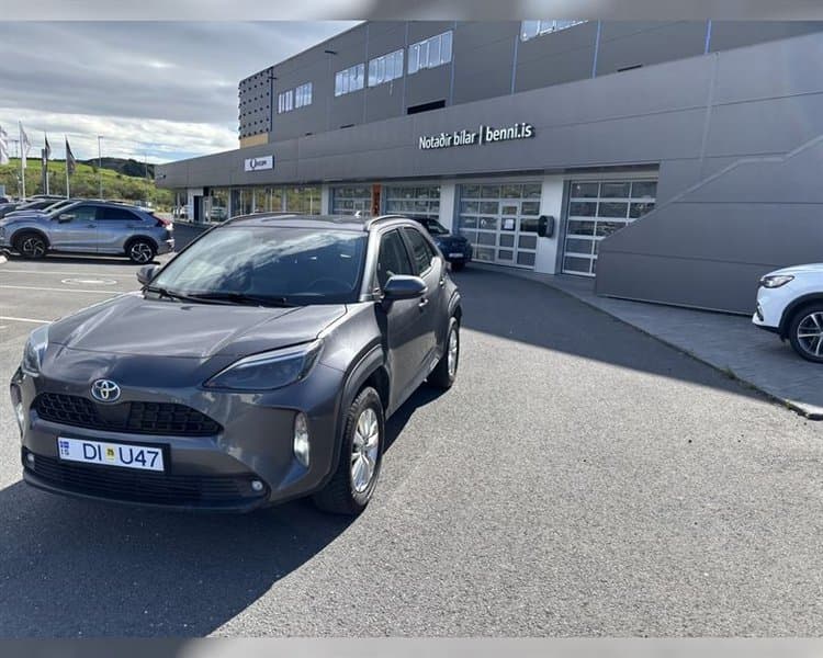 2023 Toyota Yaris Cross Hybrid