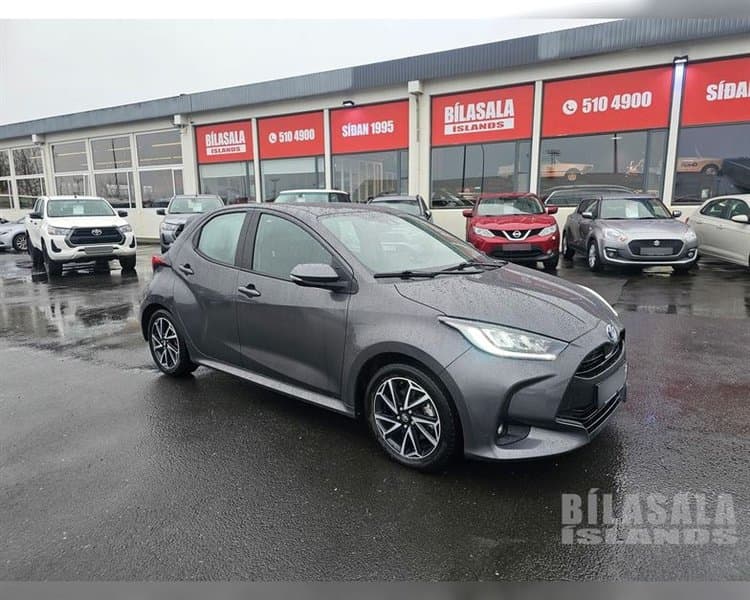 2023 Toyota Yaris Hybrid