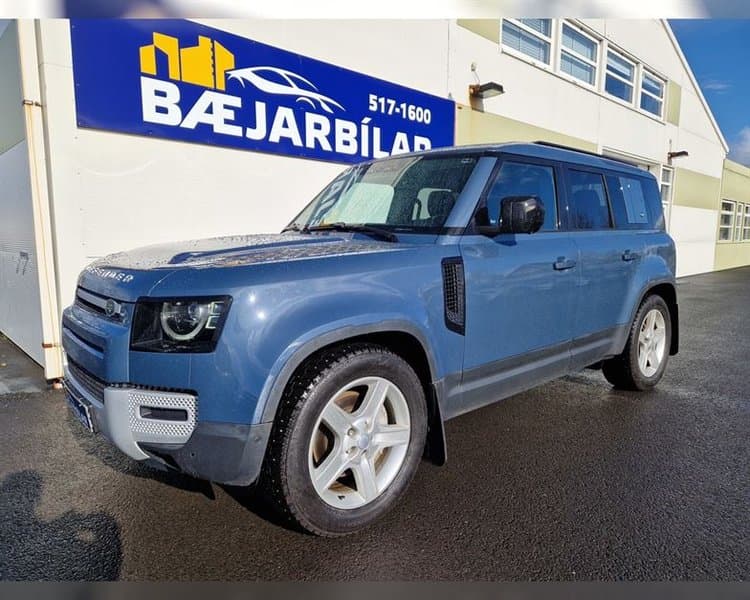 2024 Land Rover Defender SE PHEV