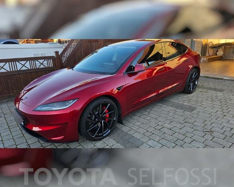 2024 Tesla Model 3 Performance