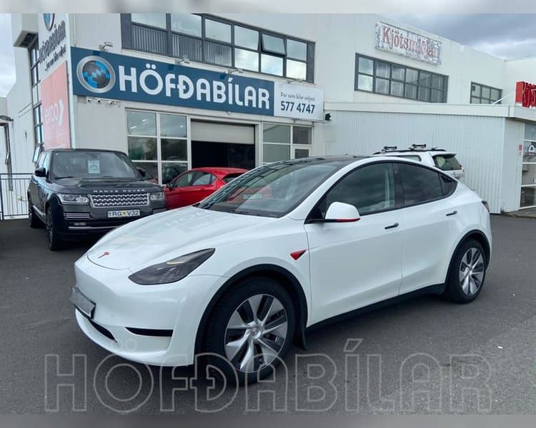 2024 Tesla Model Y SR RWD