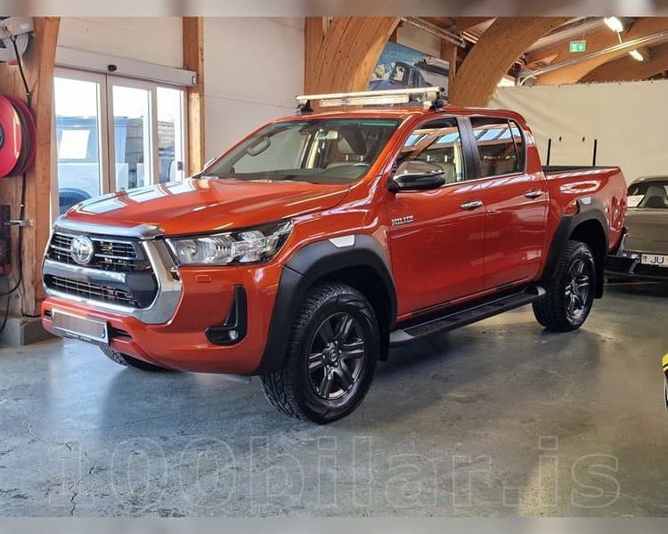 2024 Toyota Hilux Invincible