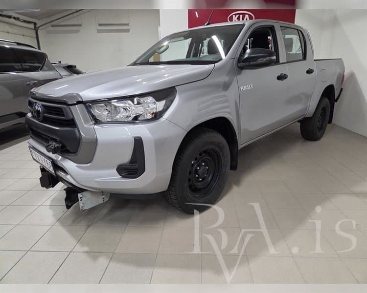 2024 Toyota Hilux LX