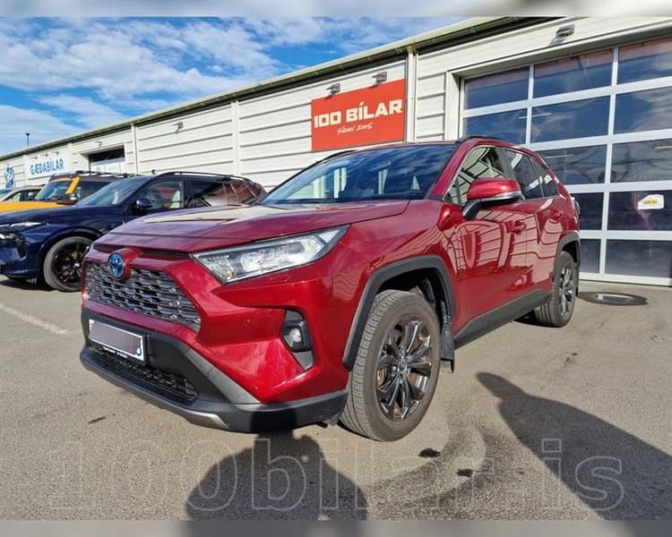2024 Toyota RAV4 GX