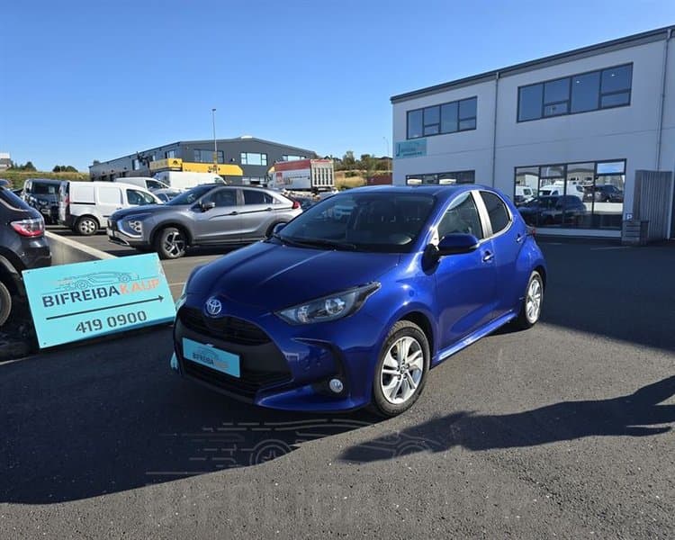 2024 Toyota Yaris Hybrid