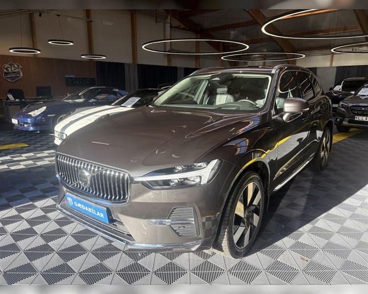 2024 Volvo XC60 T8 Recharge Plus Edition