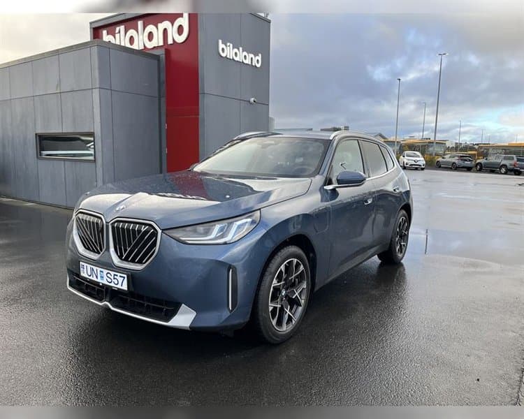 2025 BMW X3 30e xDrive X-Line