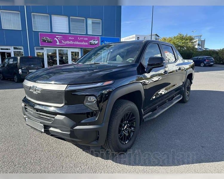 2025 Chevrolet Silverado EV 3WT