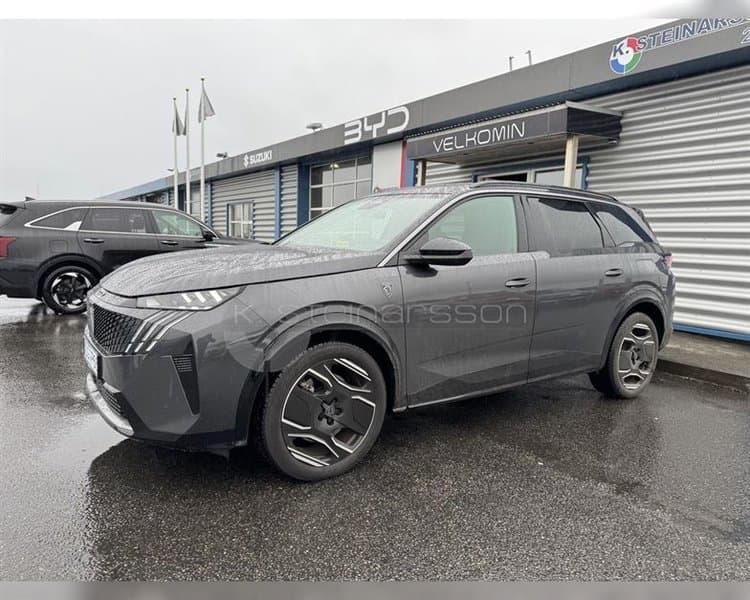 2025 Peugeot 5008 GT