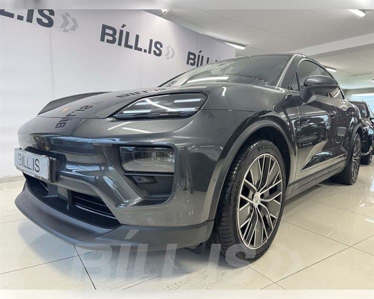 2025 Porsche Macan 4