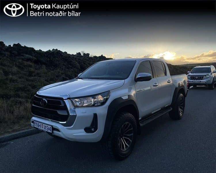 2025 Toyota Hilux Double CAB GX