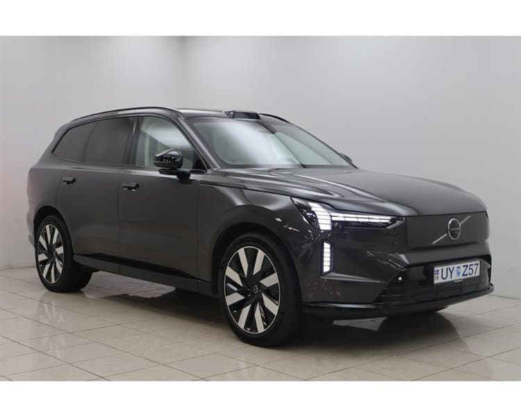 2025 Volvo Ultr Lrawd
